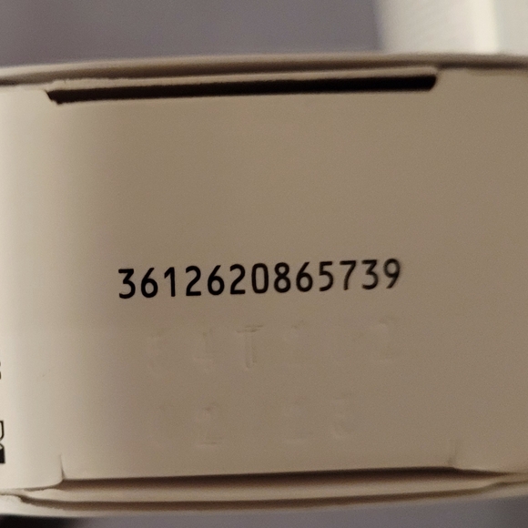 la roche-posay redermic r anti-aging concentrate eye serum with retinol - Picture 3 of 3